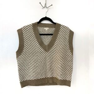 V-neck Boxy Knit Sweater Vest